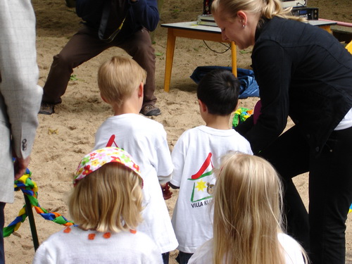 Bild von der Zahlengartener�ffnung in der Villa Kunterbunt in Wesel